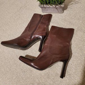 Maripe' Women's Brown Leather High Ankle Boots